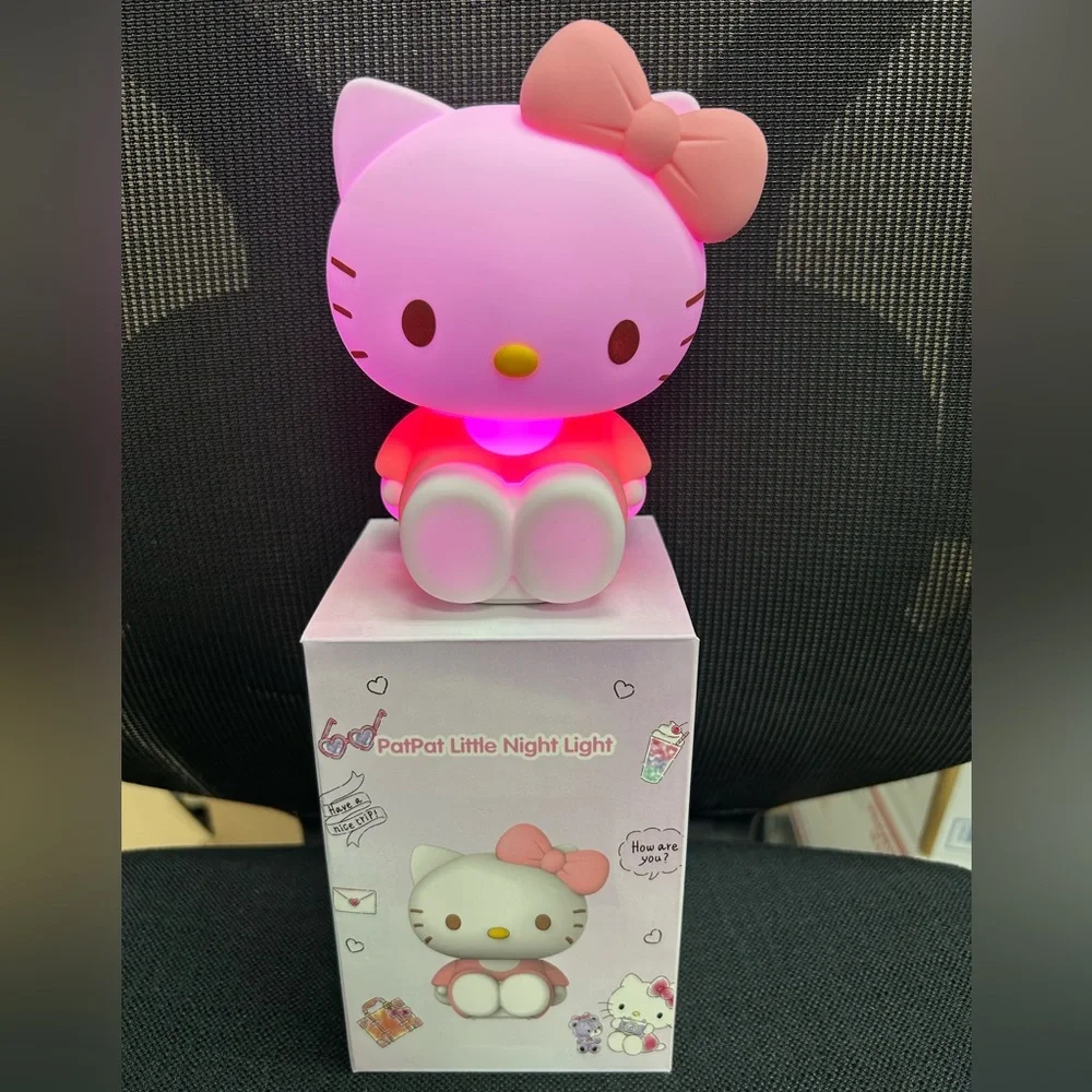 Hello Kitty Night Light - Picture 6 of 6